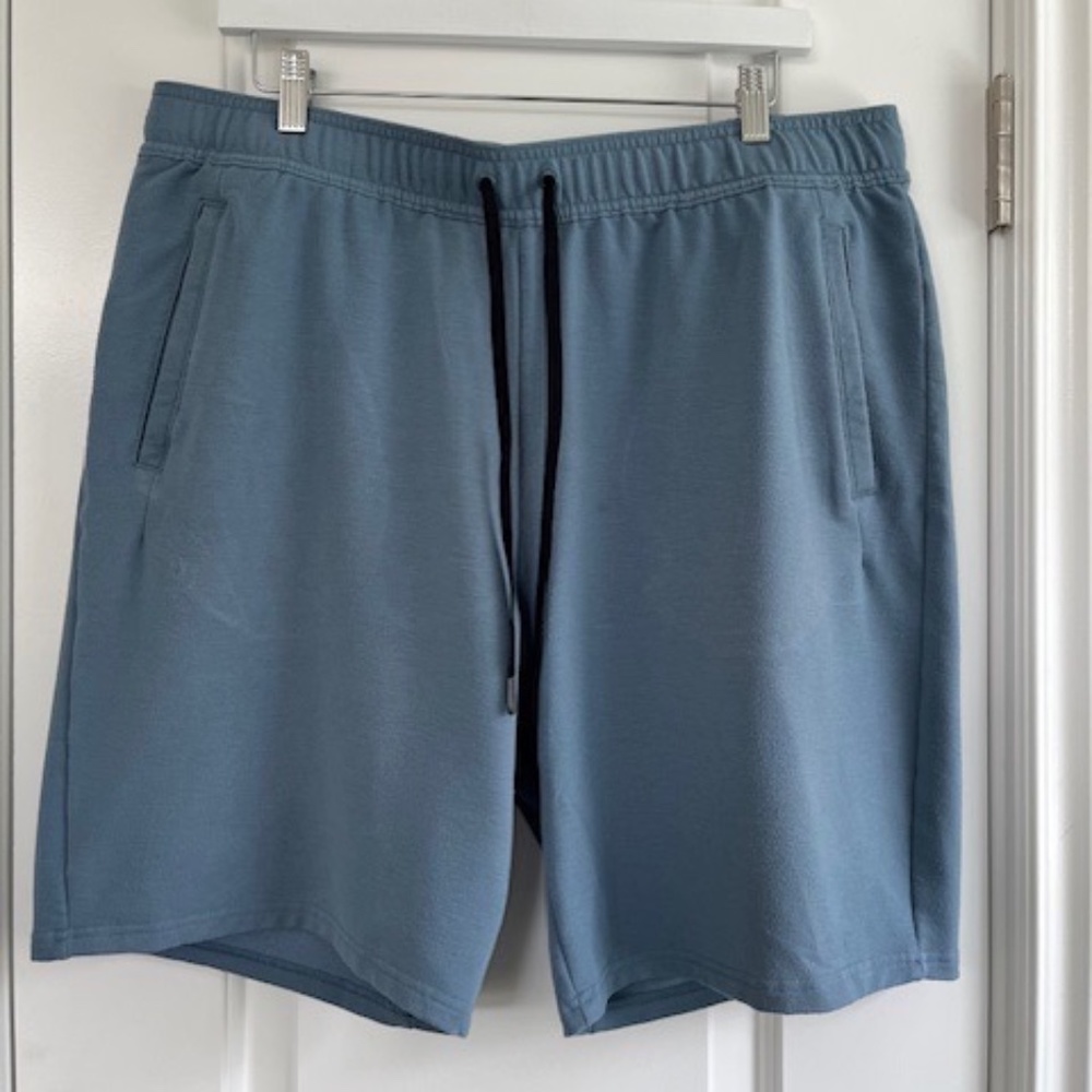 All In Motion Men's Shorts